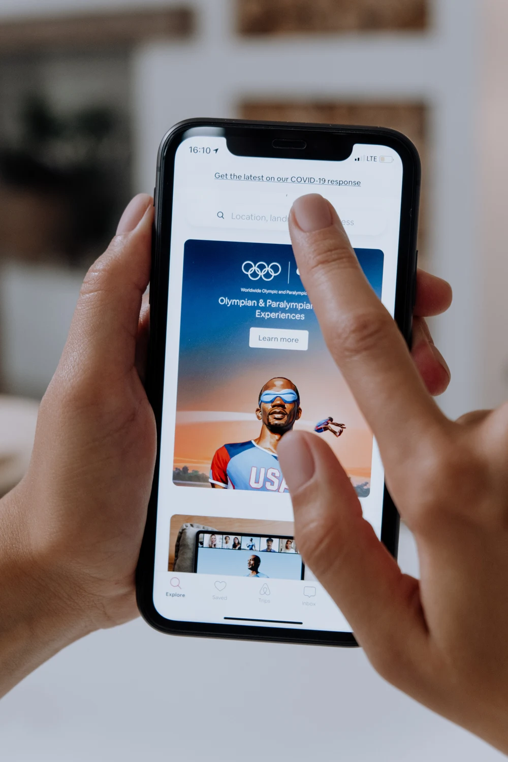 Promoting a business using a smartphone